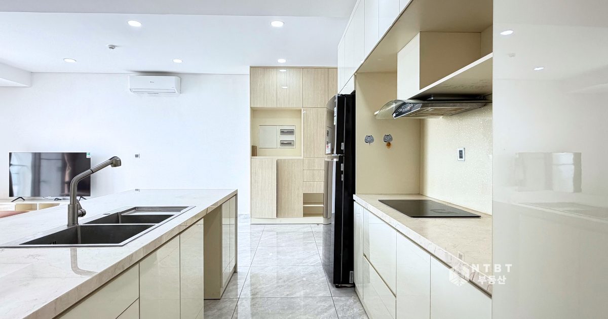 Cho Thuê Căn Hộ 3 Phòng Ngủ Full Nội Thất The Peak Midtown – Phú Mỹ Hưng – ảnh 4