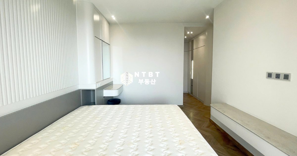 Bán Gấp Căn Hộ 3 Phòng Ngủ Cho Người Nước Ngoài The Peak Midtown – ảnh 4